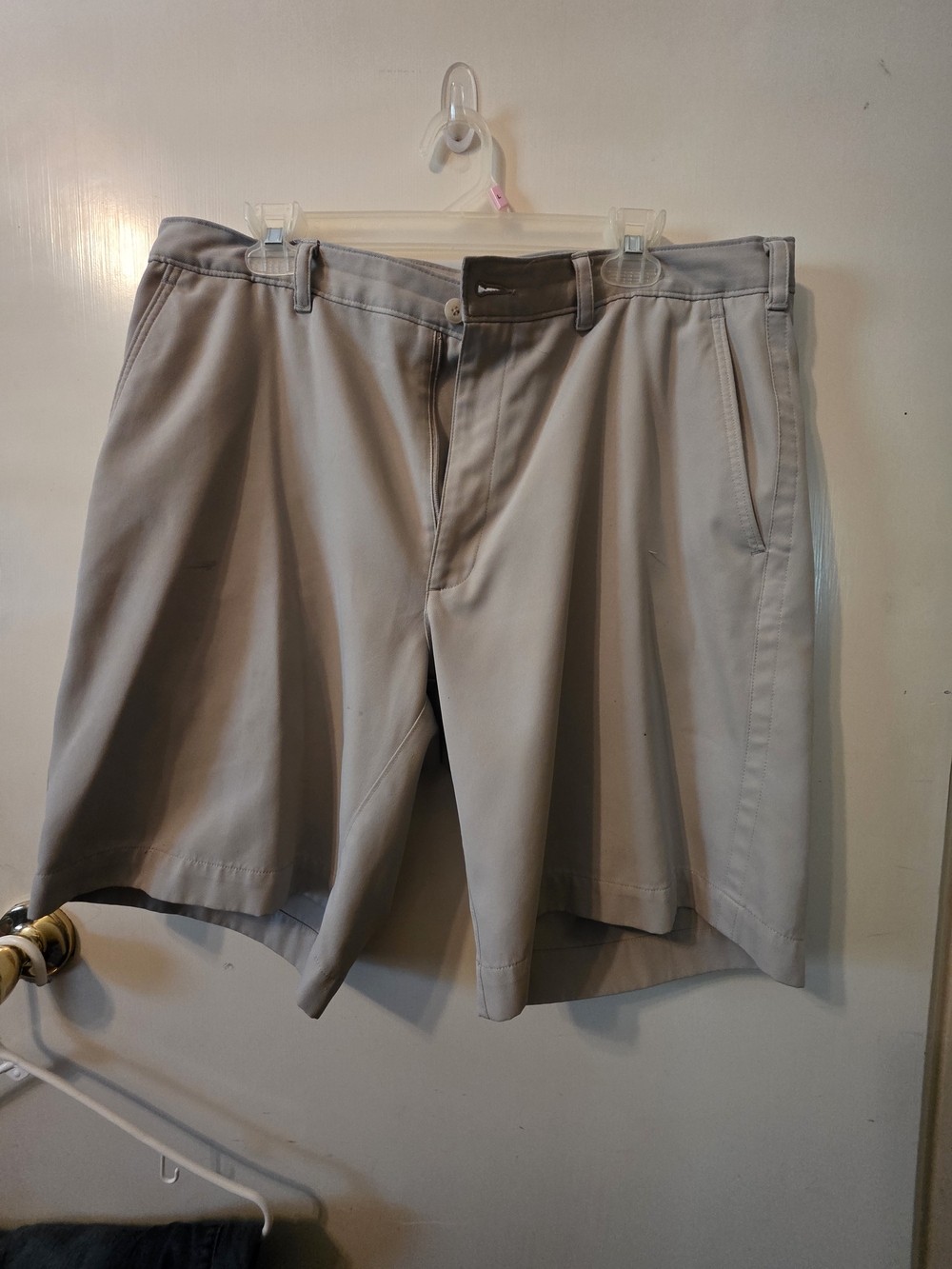PGA Tour Men's Gray Performance Golf Shorts
